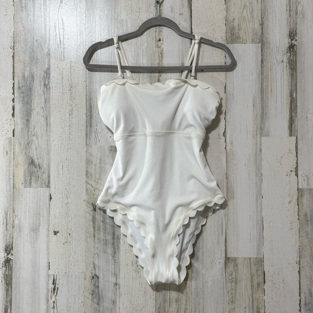 Zaful White Scalloped One Piece Swimsuit